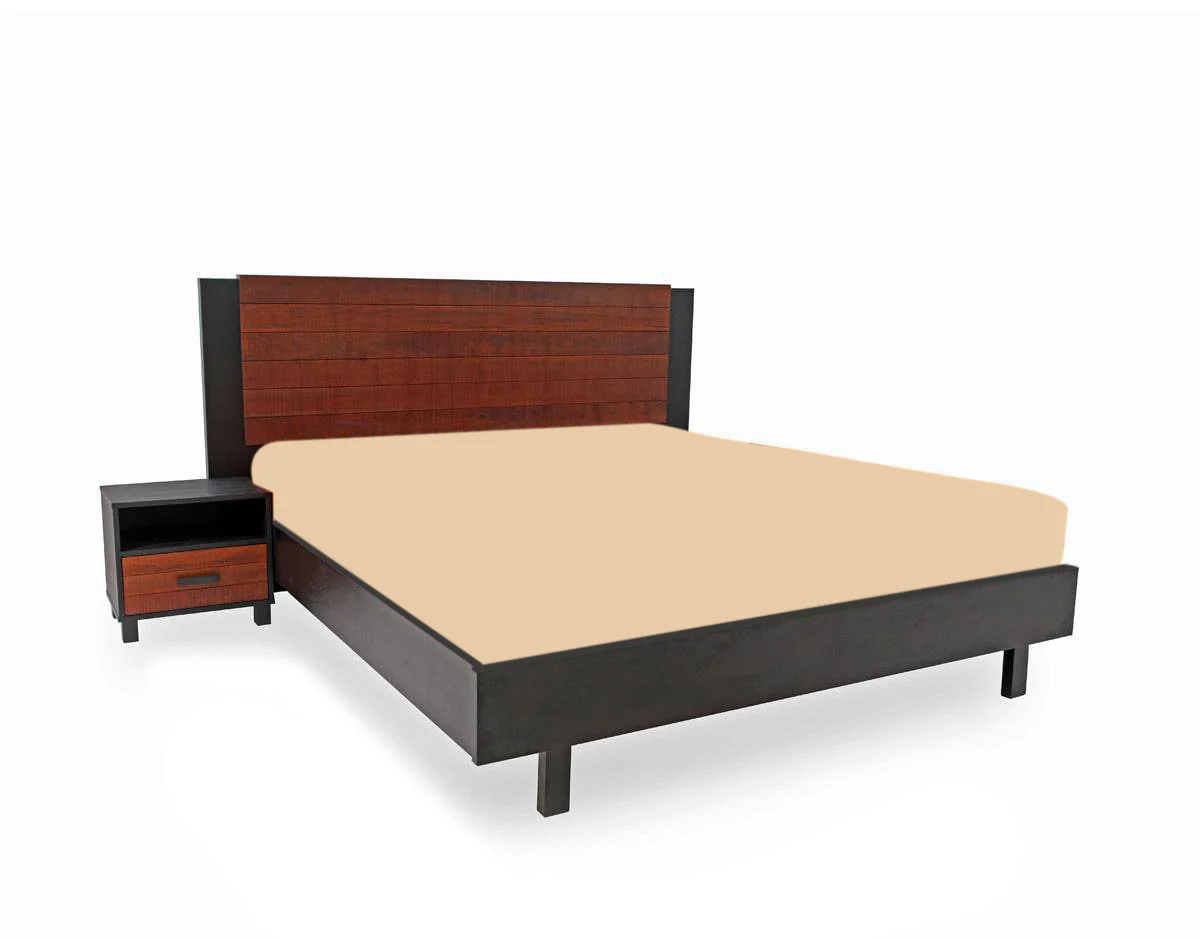 Morris X bed with 2 side tables - Image 4