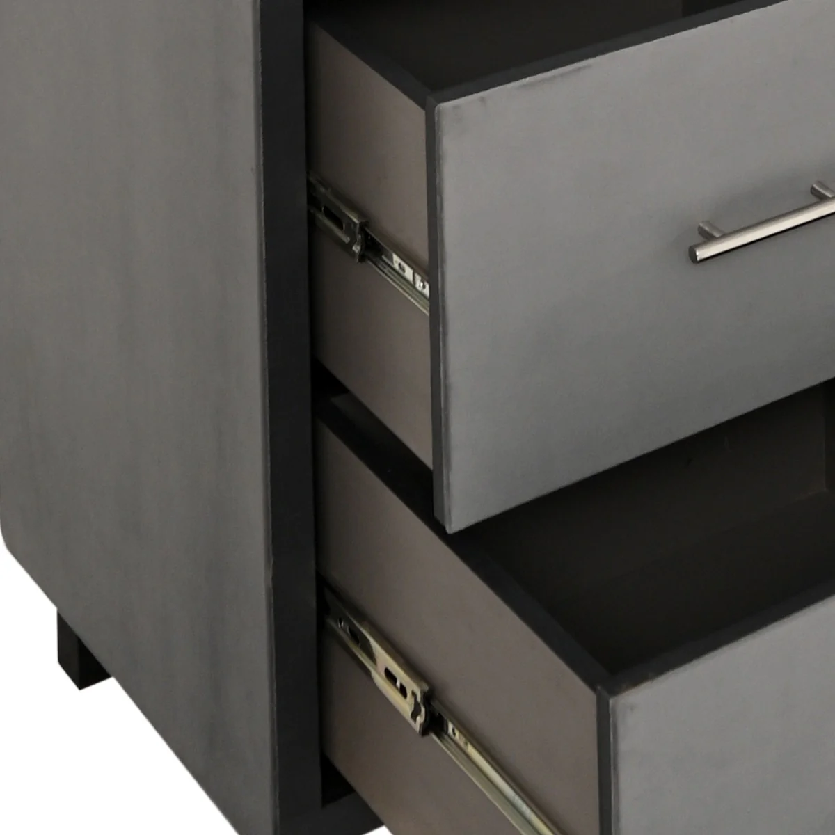 Kingsley Dresser - Image 4